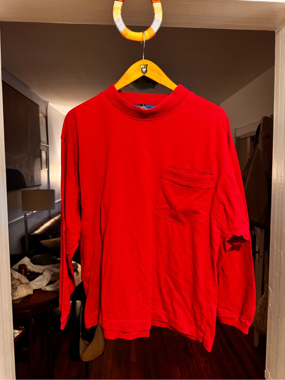 Vintage men’s long sleeve weekends red shirt